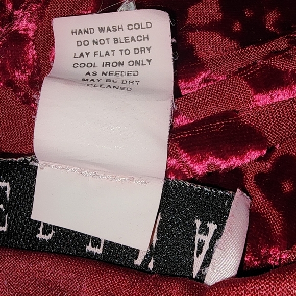 Vintage Top 80s Short Sleeves Textured Floral Boho Festival Retro Burgundy - Picture 4 of 5